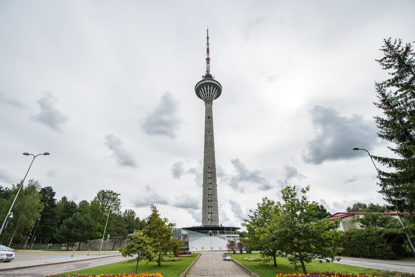 Таллинская телебашня популярна среди туристов
